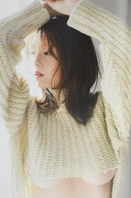 Ai Shinozaki star pornographique image