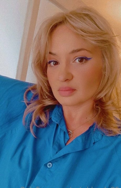 cuteblonde85 star du porno belle collection