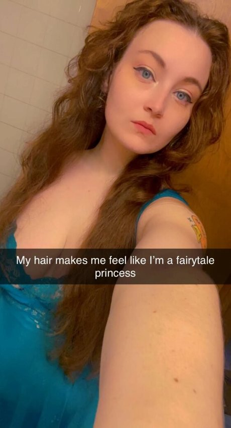 Lylah Love haut modèle galerie