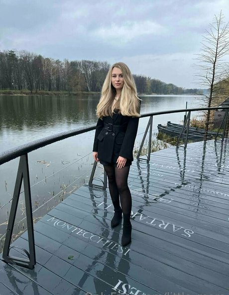 little more star exclusive photos