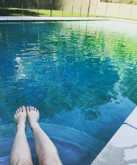 Ashley Hinshaw meilleure star du porno galeries