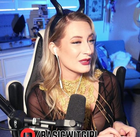 BasicWitGirl haut étoile photo