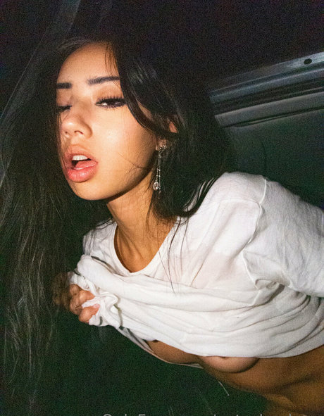 Natasha Alana étoile nue photo