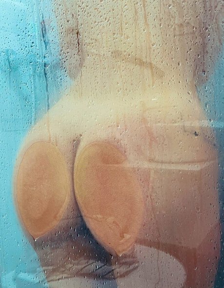 KSensational étoile nue photos