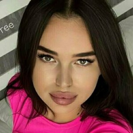 misslillyxxx étoile sexy photo