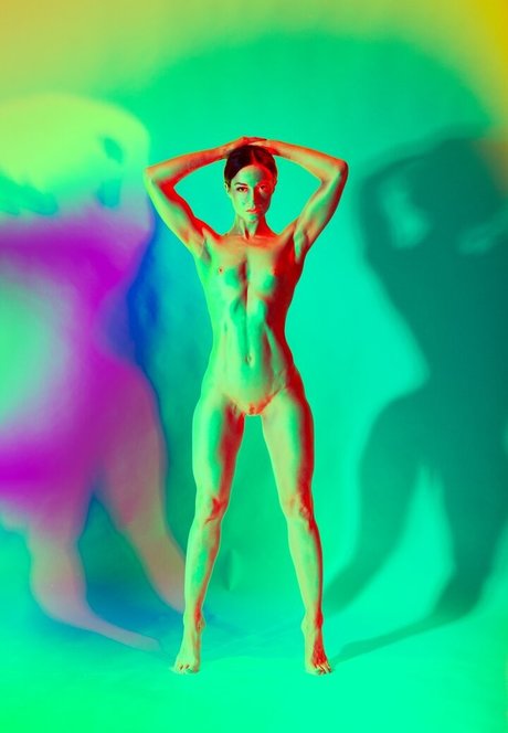 Emily England étoile sympa image