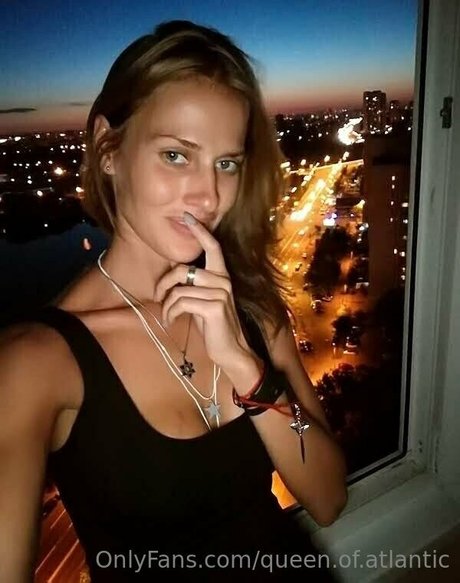 queen of atlantic mannequin collection