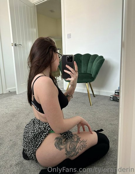 tyleranderin actrice libre photo