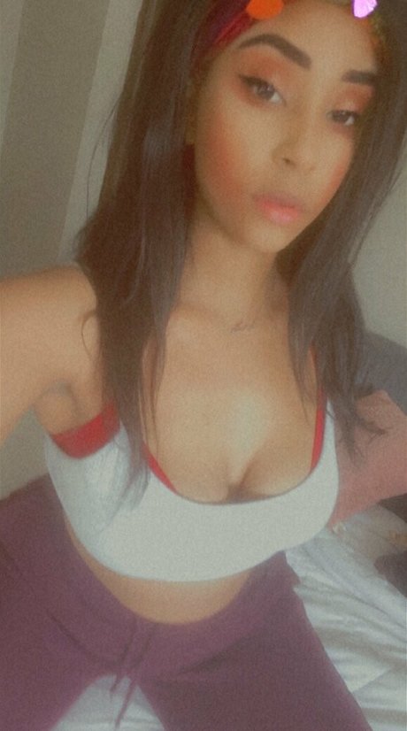 violetfire modèle pornographique archive