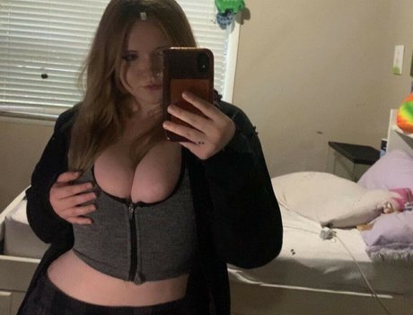 yourstrulysav xxx étoile photos