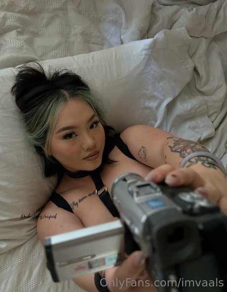 Valentine Thao belle star du porno galeries