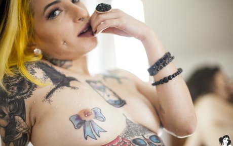 khachery belle actrice photo