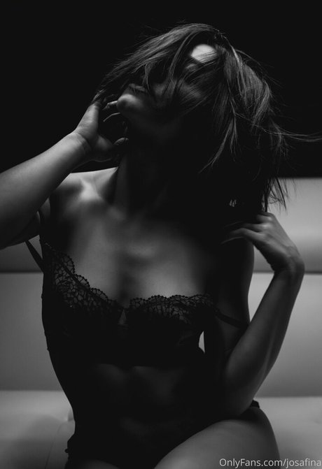 josafina étoile érotique galeries