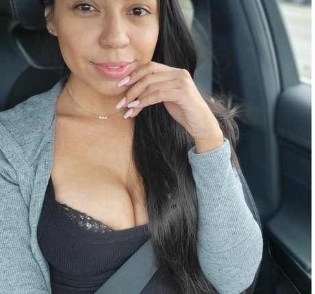 Isabella Lopez nus étoiles archive