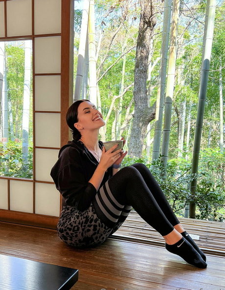 freefrost actrice érotique archive