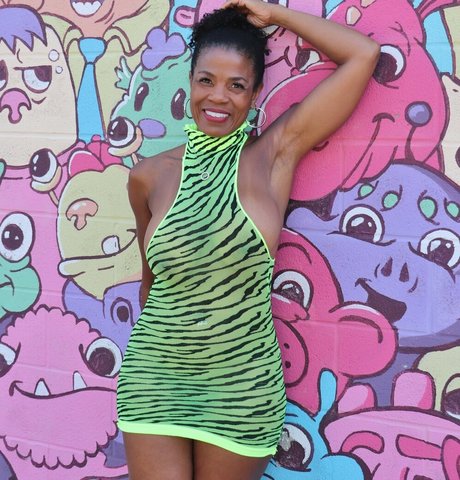 mamie gros seins onlyfans nu parfait image