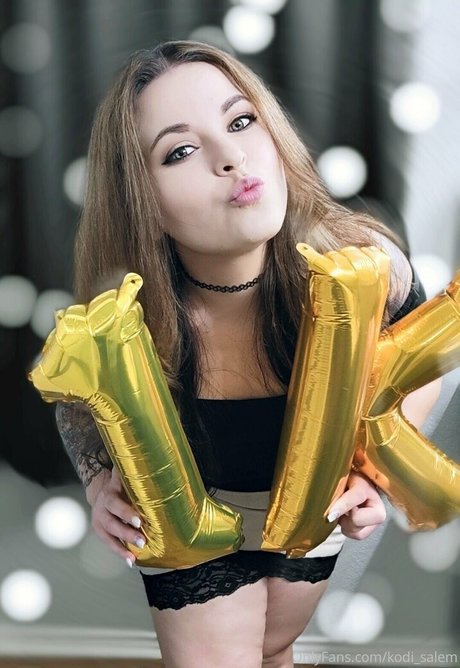 kodi salem actrice parfaite images