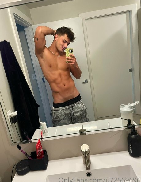 jfit98 modèle chaud photo