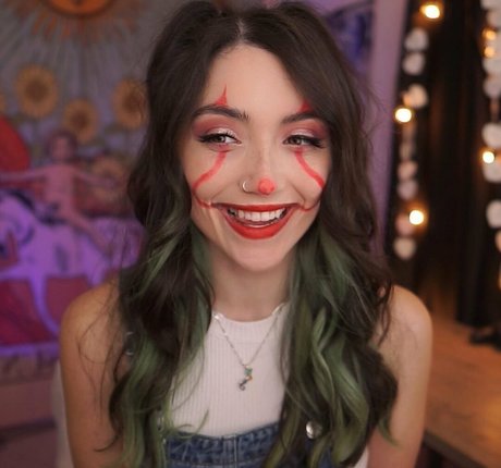 Skyytea étoile chaude des photos