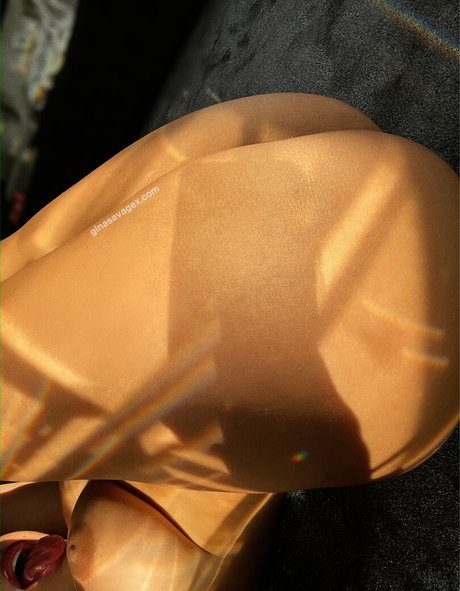 Gina Savage sexe de star du porno galerie