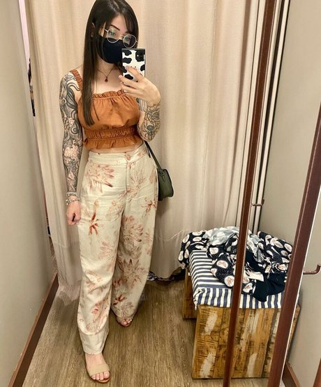 Sunsetgaia ASMR actrice érotique galeries