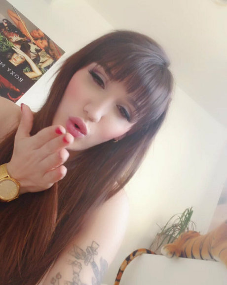 lenamoonxo étoile gratuite galeries