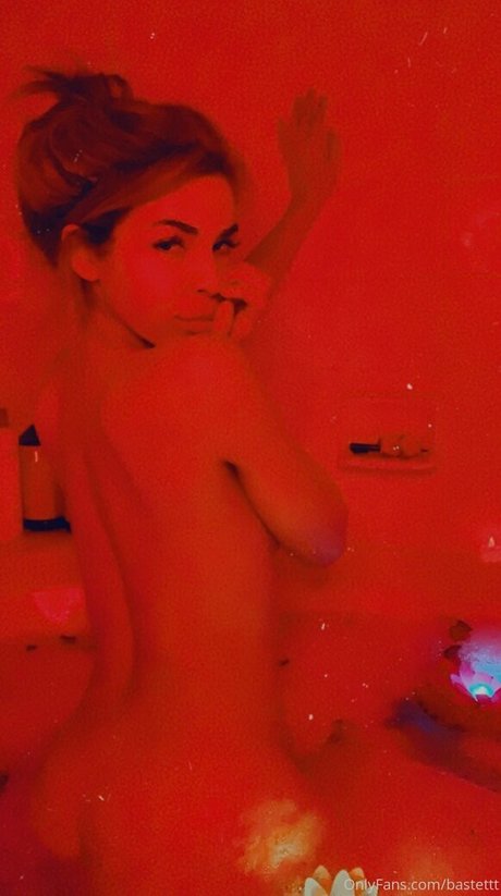 lolaqueencobra modèle gratuit photo