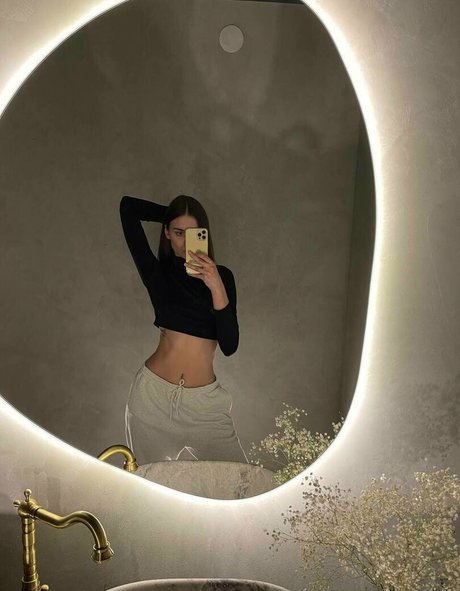 samanta free modèle artistique image