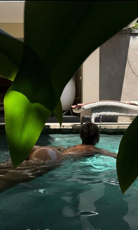 lathomante actrice libre galeries