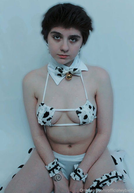 officialwybielo modèle gratuit photo