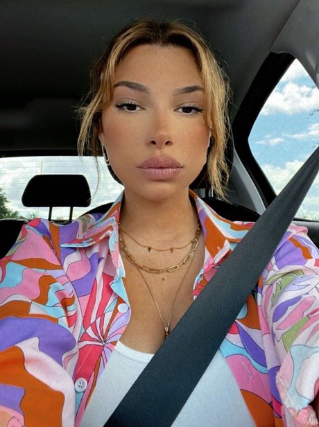 Emmy Tifrit haut de star du porno galeries