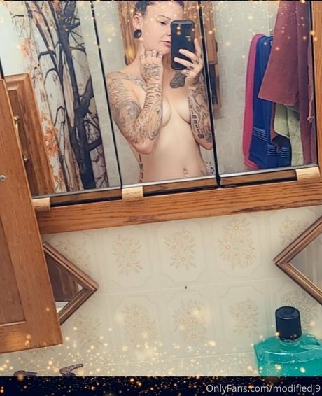 modifiedj9 étoile exclusive photo