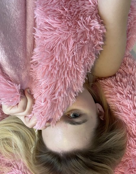 chloe ira actrice artistique des photos