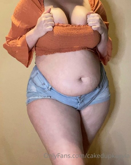 cakedupkayyla actrice sexy collection