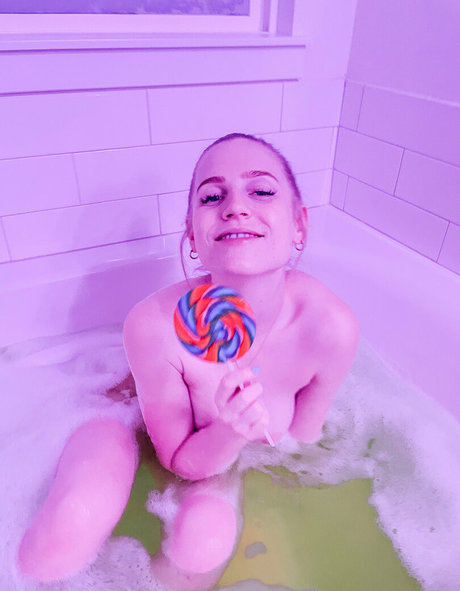 violet walker66 free haut modèle images