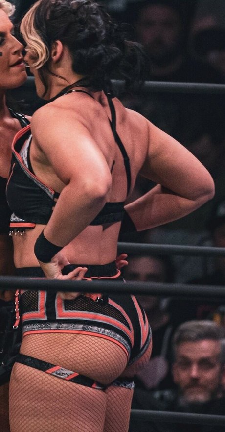 Jaime Hayter modèle chaud img