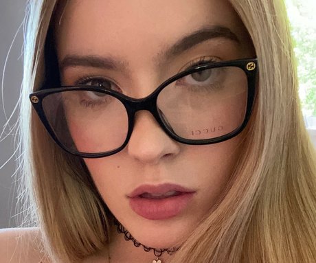 Ayesha Baby star exclusive galerie