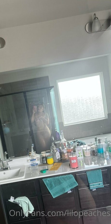 lilopeaches jolie actrice galeries