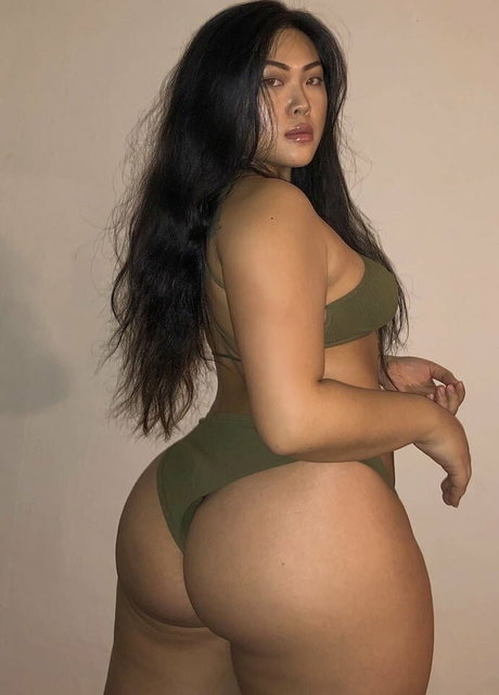 Jin Baek jolie actrice photos