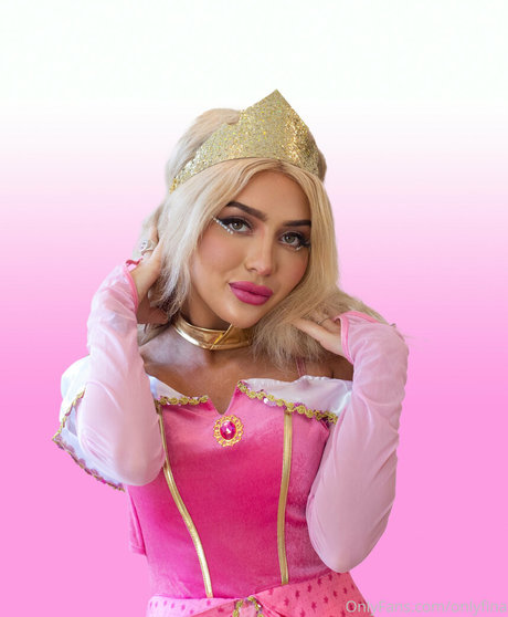 onlyfina star du porno belle archive