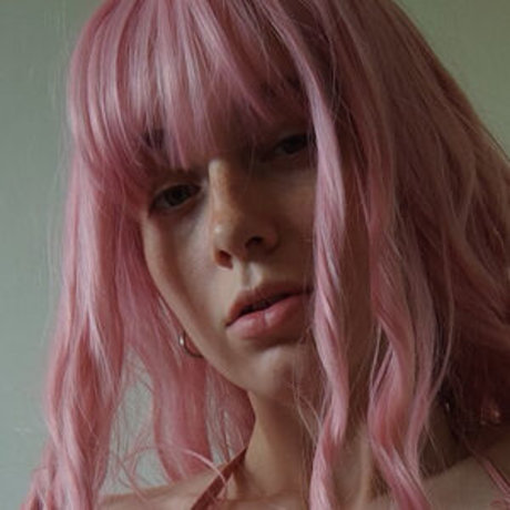 ru babe modèle gratuit des photos