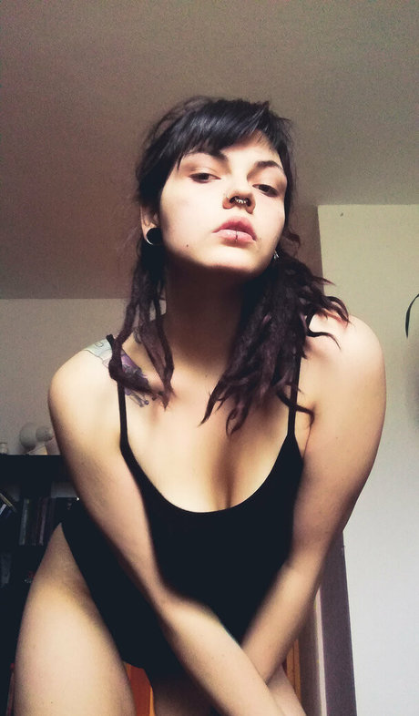 bisibeth modèles nus img