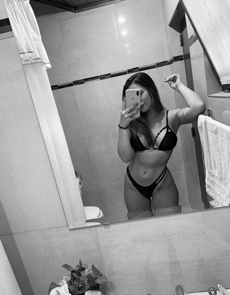 ninacroft modèle joli archive