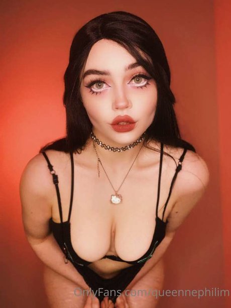 Queen Nephilim étoile exclusive galeries