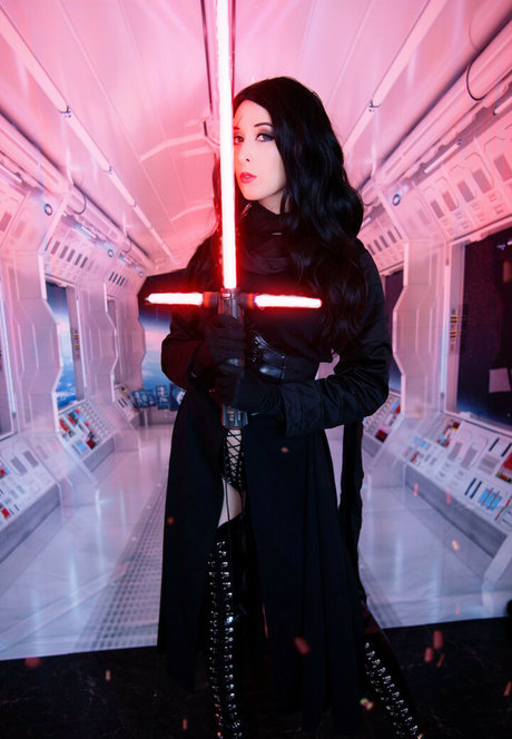 Eroticneko actrice de nus photo