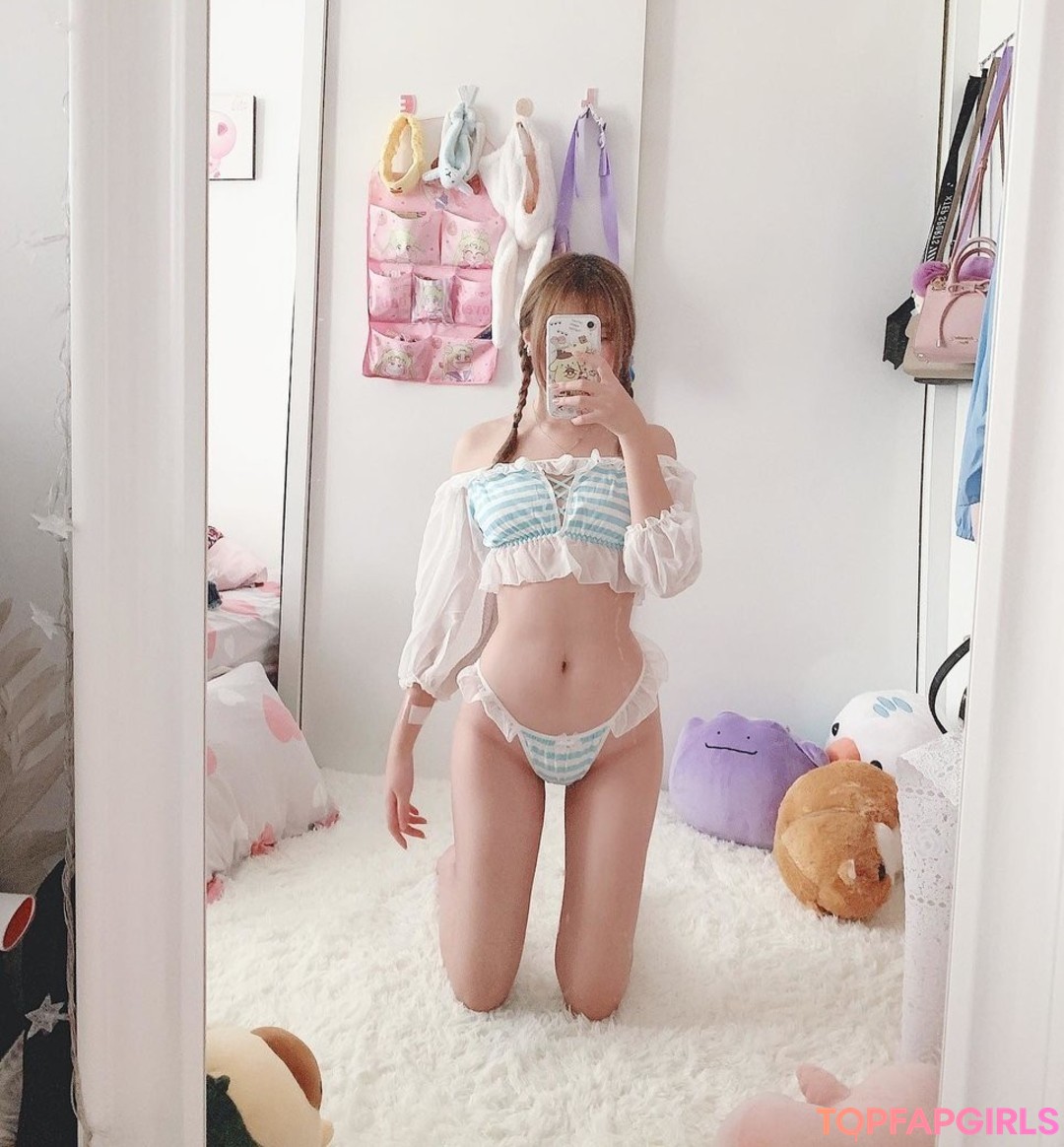 Akaei Ray jolie actrice des photos