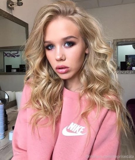 Lisa Barysheva modèle artistique images