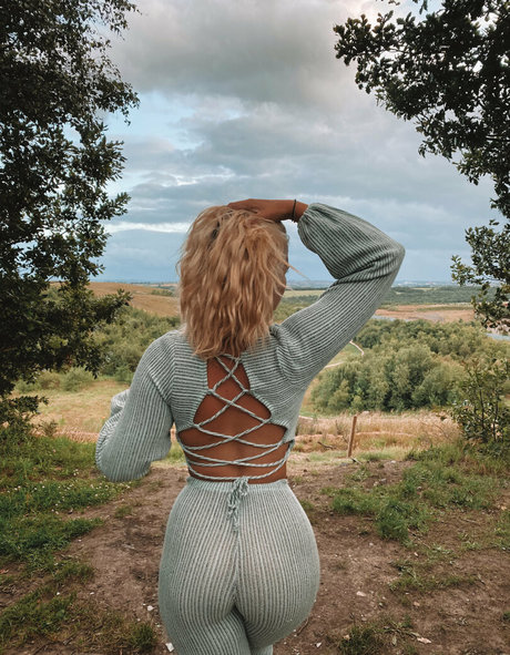 Apollonia Llewellyn actrice parfaite images