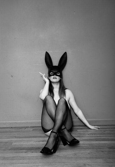 asmr pov uniquementfans belle nue archive