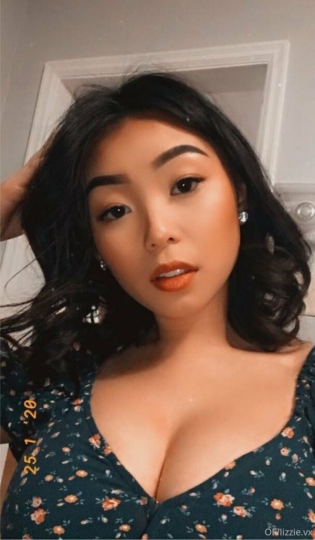 Lizzievx star du porno érotique archive